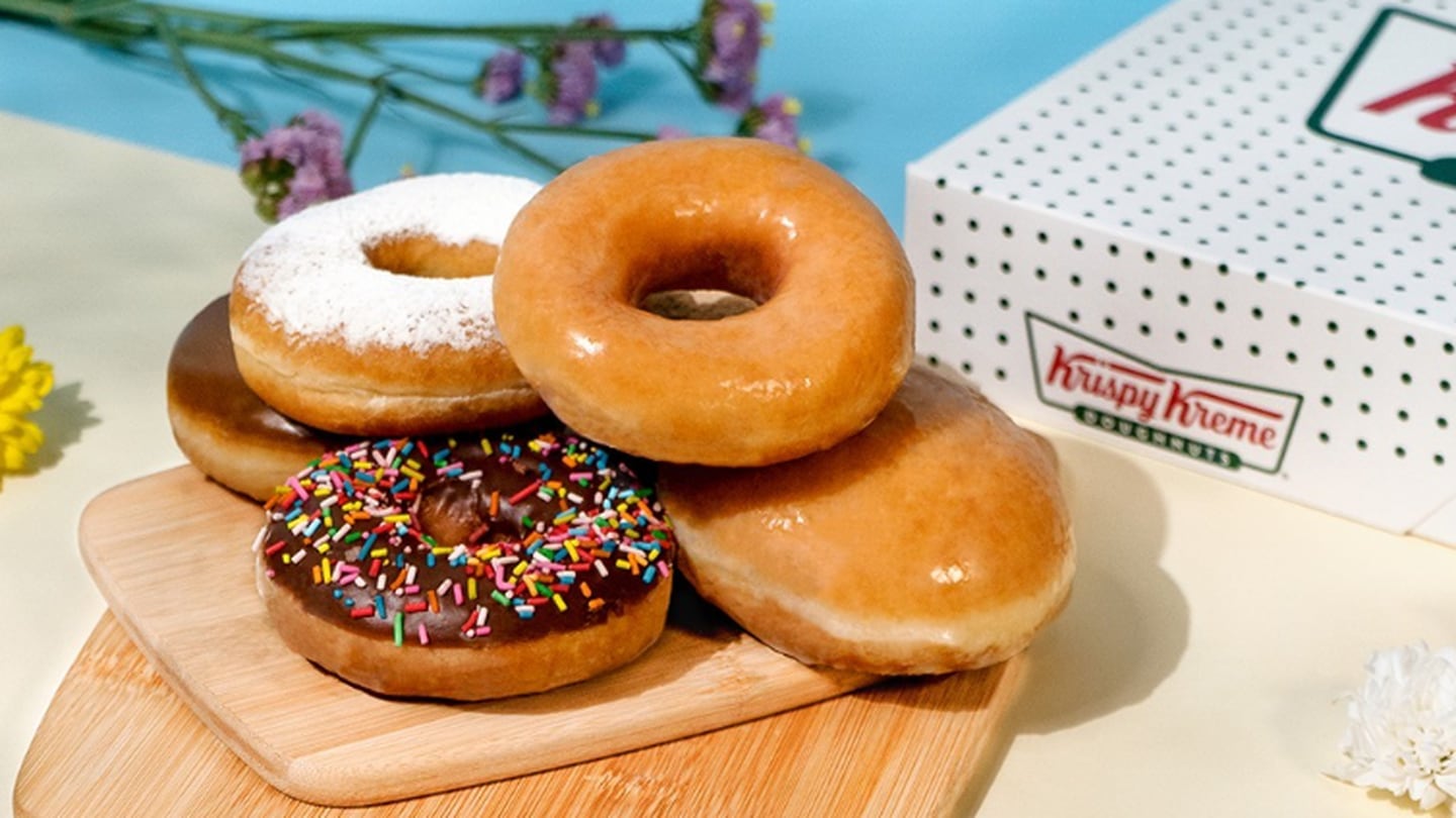 Hoy es el Día Internacional de la Dona y Krispy Kreme tiene las mejores  ofertas