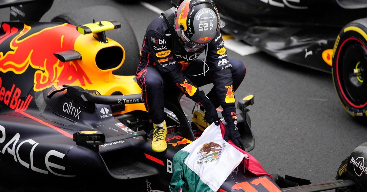 Checo Pérez rompe en llanto tras ganar el Gran Premio de Mónaco