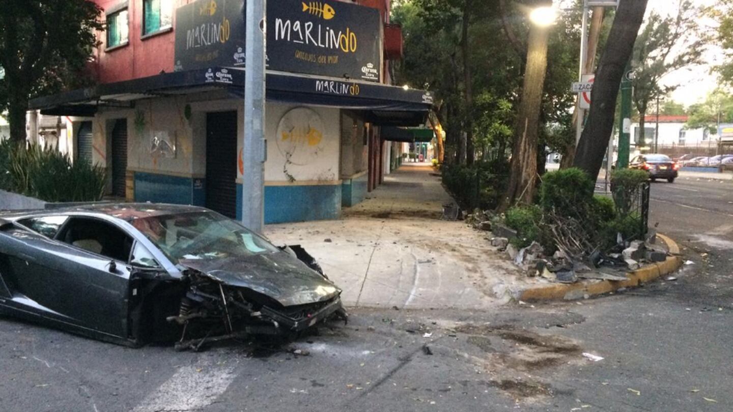 Lamborghini chocado en la Roma era robado