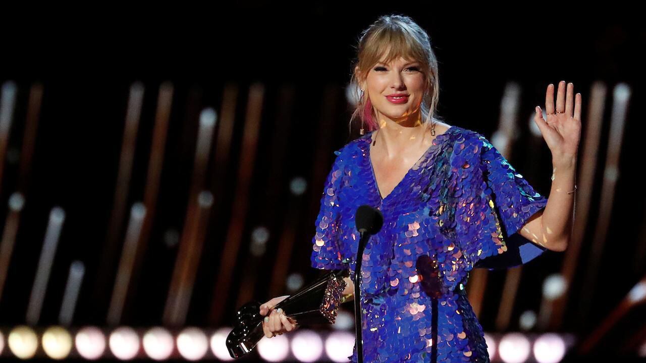 Taylor Swift se livra de denúncia de plágio por Shake It Off