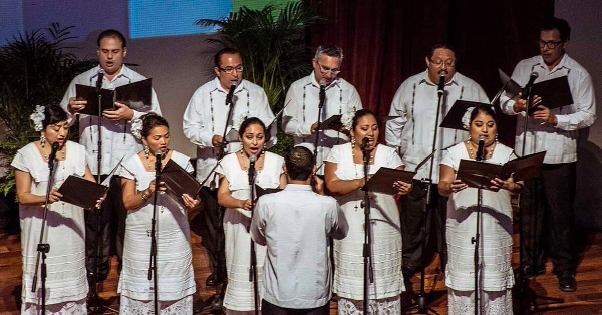 VIDEO Coro Yucateco Canta El Himno Nacional Mexicano En Maya