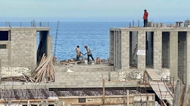 Construcción irregular "Costa de Oro" propiedad de Blanca Pedrín en Los Cabos