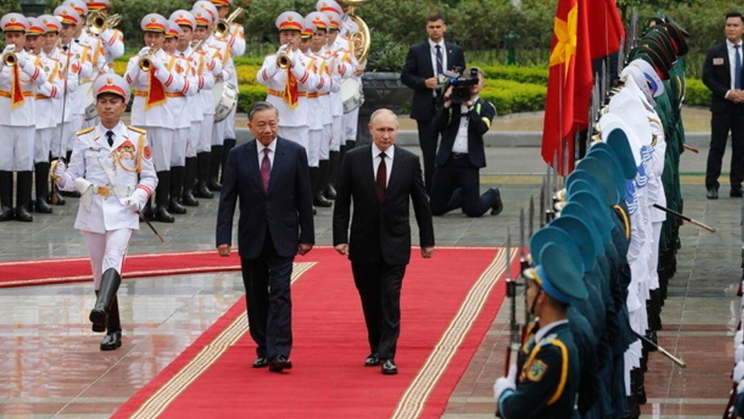 Vladimir Putin visita Vietnam