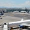 Publican decreto que prohibe vuelos de carga en el AICM