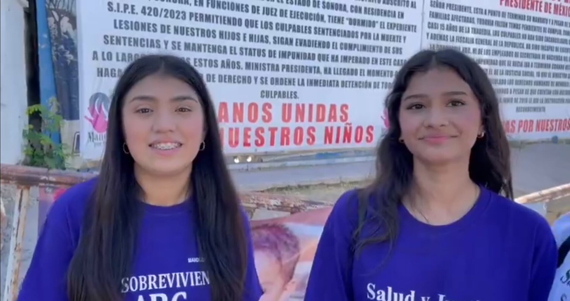 Danna Mendoza de 16 años, y Fernanda Barrios de 15 años, sobrevivientes del incendio en la Guardería ABC