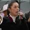 VIDEO: Claudia Sheinbaum da discurso bajo la intensa lluvia de la CDMX, como AMLO en los viejos tiempos