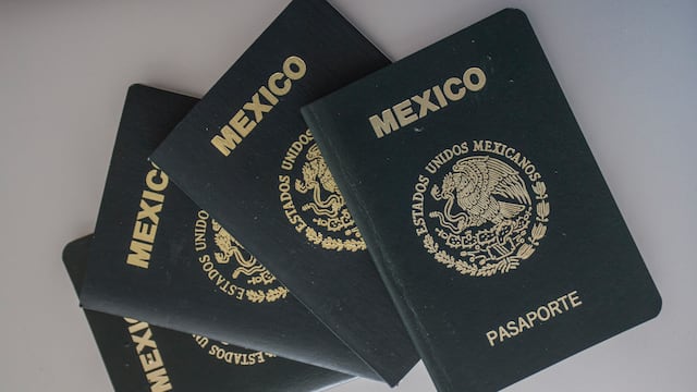 Te decimos cuánto costará tramitar el pasaporte mexicano para el año 2024