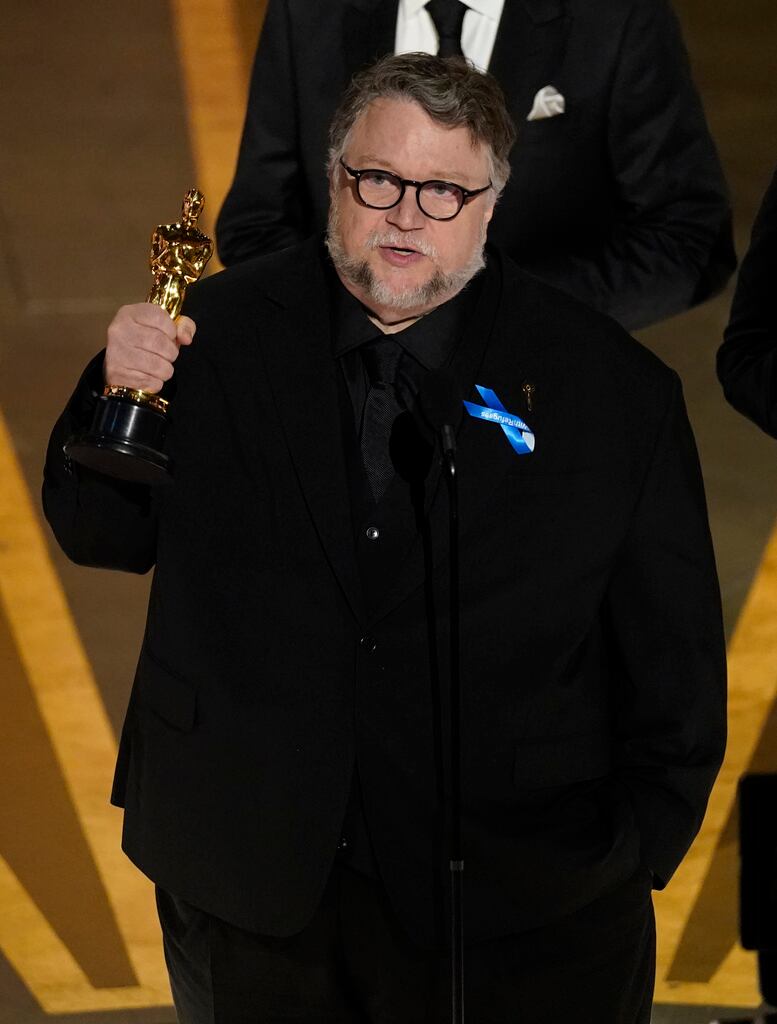 Guillermo del Toro en los Premios Oscar 2023.