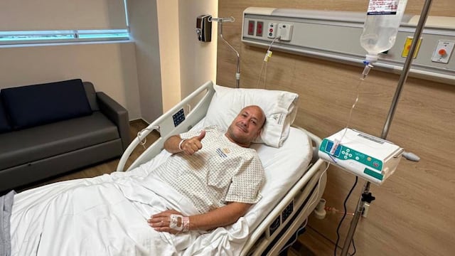 Enrique Alfaro se sometió a una operación por una lesión de la rodilla