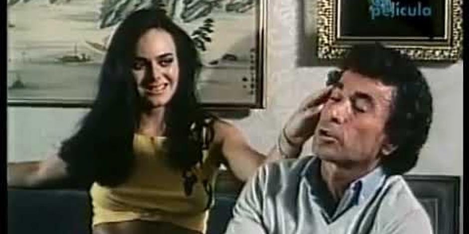 Maribel Guardia y Alfonso Zayas tuvieron un romance a finales de la década de los 70. La actriz, en una entrevista con Gustavo Adolfo Infante reveló que solo fue por un "ratito".