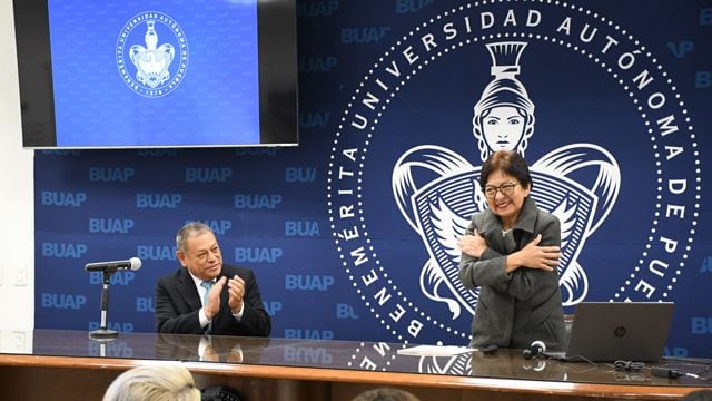 BUAP: Rectora María Lilia Cedillo Ramírez ofrece conferencia para prevenir infecciones de vías respiratorias