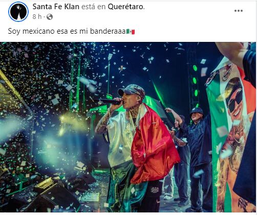 Santa Fe Klan hace homenaje a Lefty SM en su concierto de Querétaro.