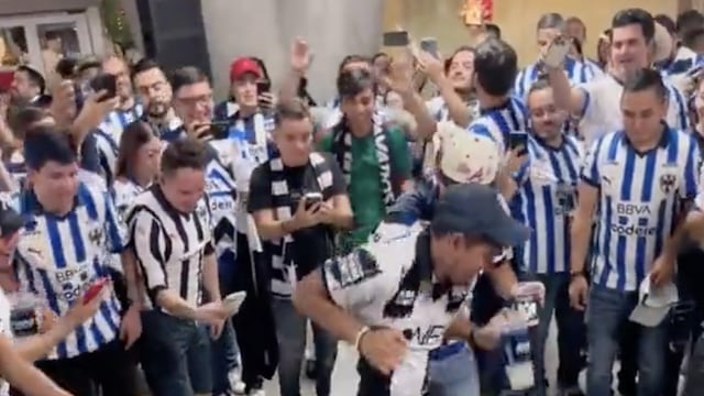 Fans de Rayados de Monterrey pisotearon la playera de Messi