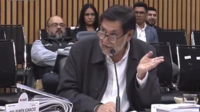 Gerardo Fernández Noroña lanza advertencia a Víctor Hugo Sondon, representante del PAN, por la mamá del Chapo Guzmán