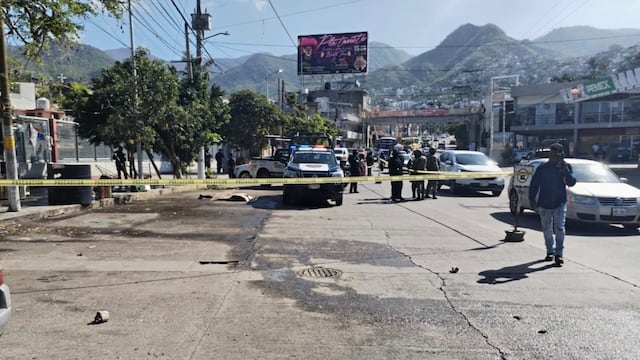 Hallan dos cadáveres enfrente del Hotel Princess de Acapulco, Guerrero