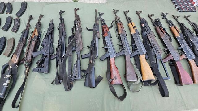 Armas aseguradas en La Huacana