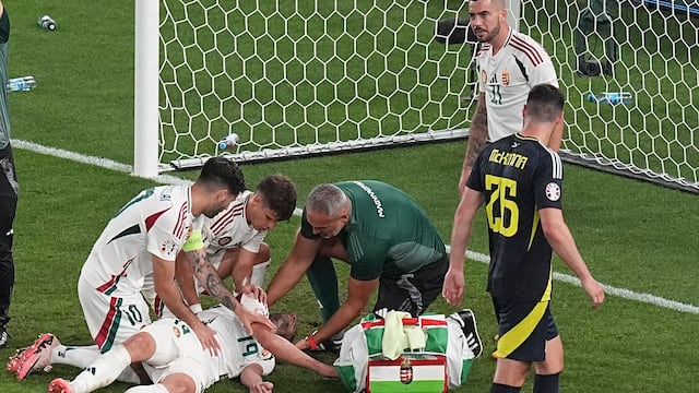Jugador de Hungría queda inconsciente tras terrorífico golpe en partido de la Euro 2024
