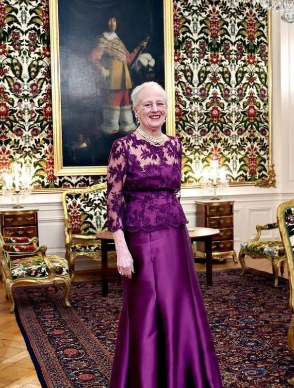 ¿Por qué abdicó Margarita II, reina de Dinamarca, durante su discurso de Año Nuevo? Esto sabemos