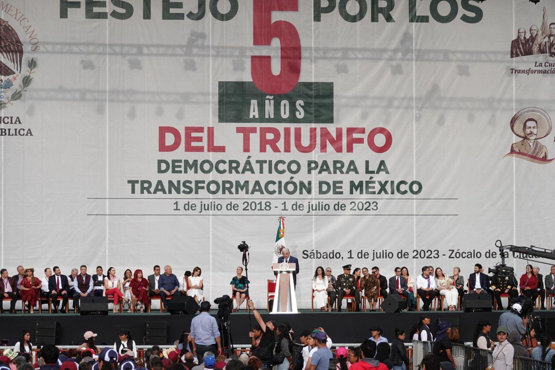 Andrés Manuel López Obrador, presidente de México, encabezó el Festejo por los 5 años del Triunfo Democrático para la Transformación de México realizado en el Zócalo capitalino