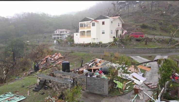 Huracán Beryl en Grenada, Granadas e Isla Carriacou