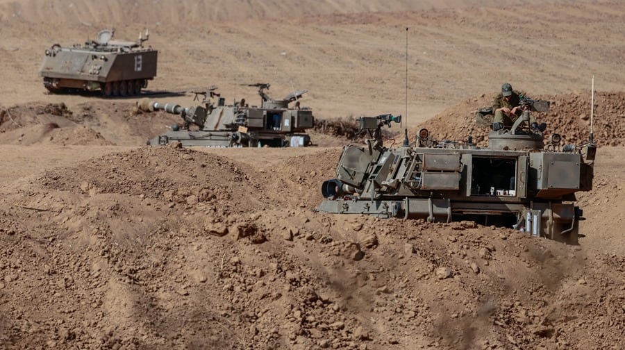 Fuerzas terrestres de Israel avanzan hacia Gaza