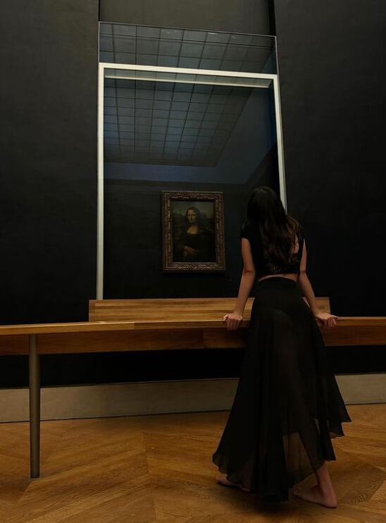Kendall Jenner y Bad Bunny cierran el Museo de Louvre de París para tener una cita romántica