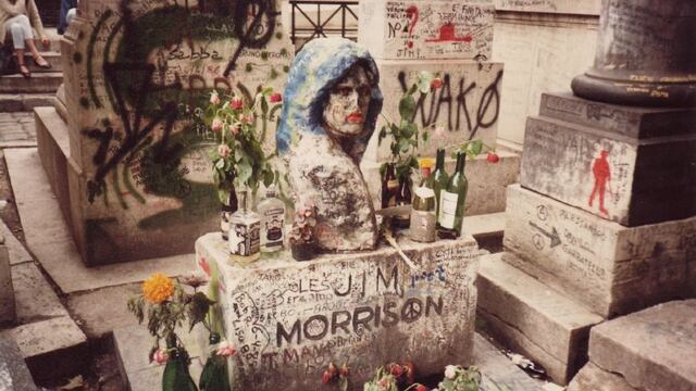 Hoy se cumplen 50 años de la muerte de Jim Morrison, cuando apenas tenía 27.