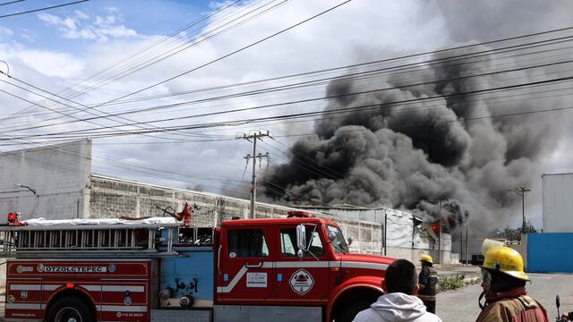 ¿Qué pasa en Lerma, Estado de México? Se registra incendio en fábrica de lubricantes