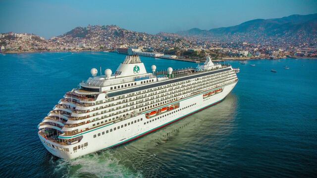 Crucero Crystal Serenity llega a Acapulco