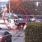 VIDEO: Combi se pasa el semáforo y choca contra camión en Iztacalco; pasajeros “salieron volando”