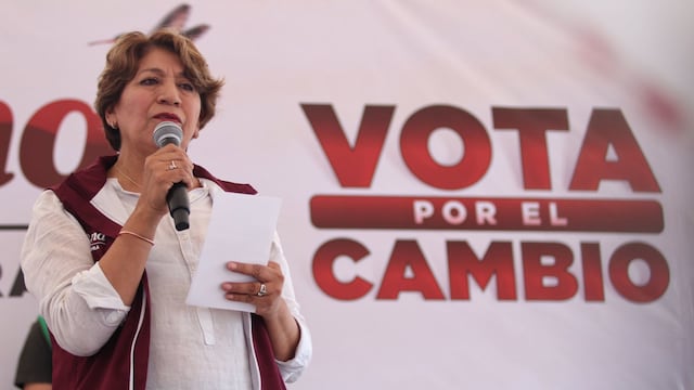 Delfina Gómez candidata por Morena para el Estado de México visitó Coatepec como parte de su recorrido de campaña.