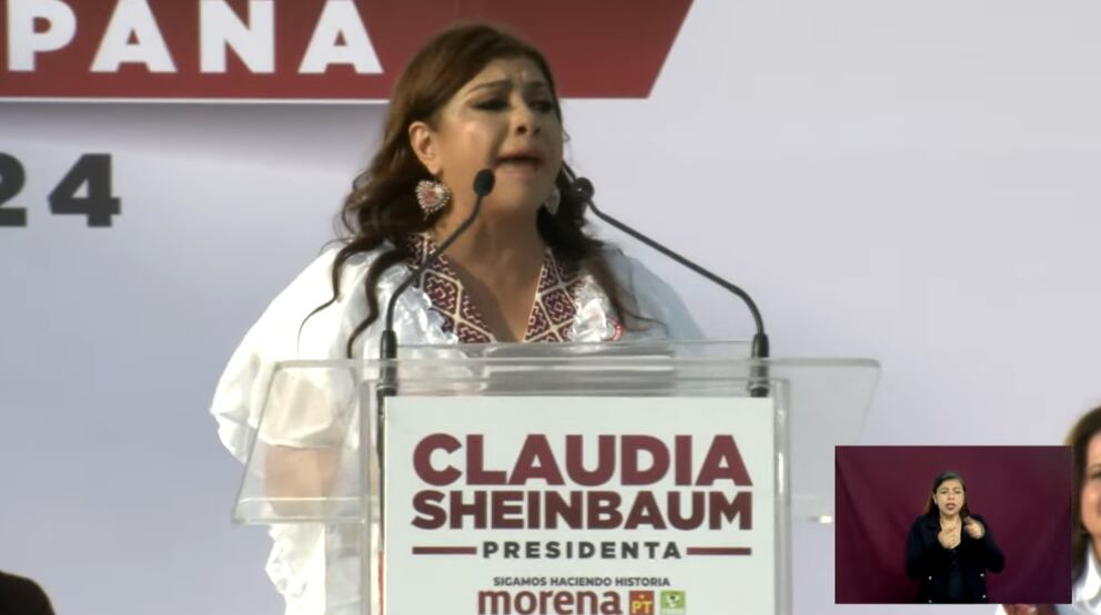 Clara Brugada en el Zócalo de la CDMX