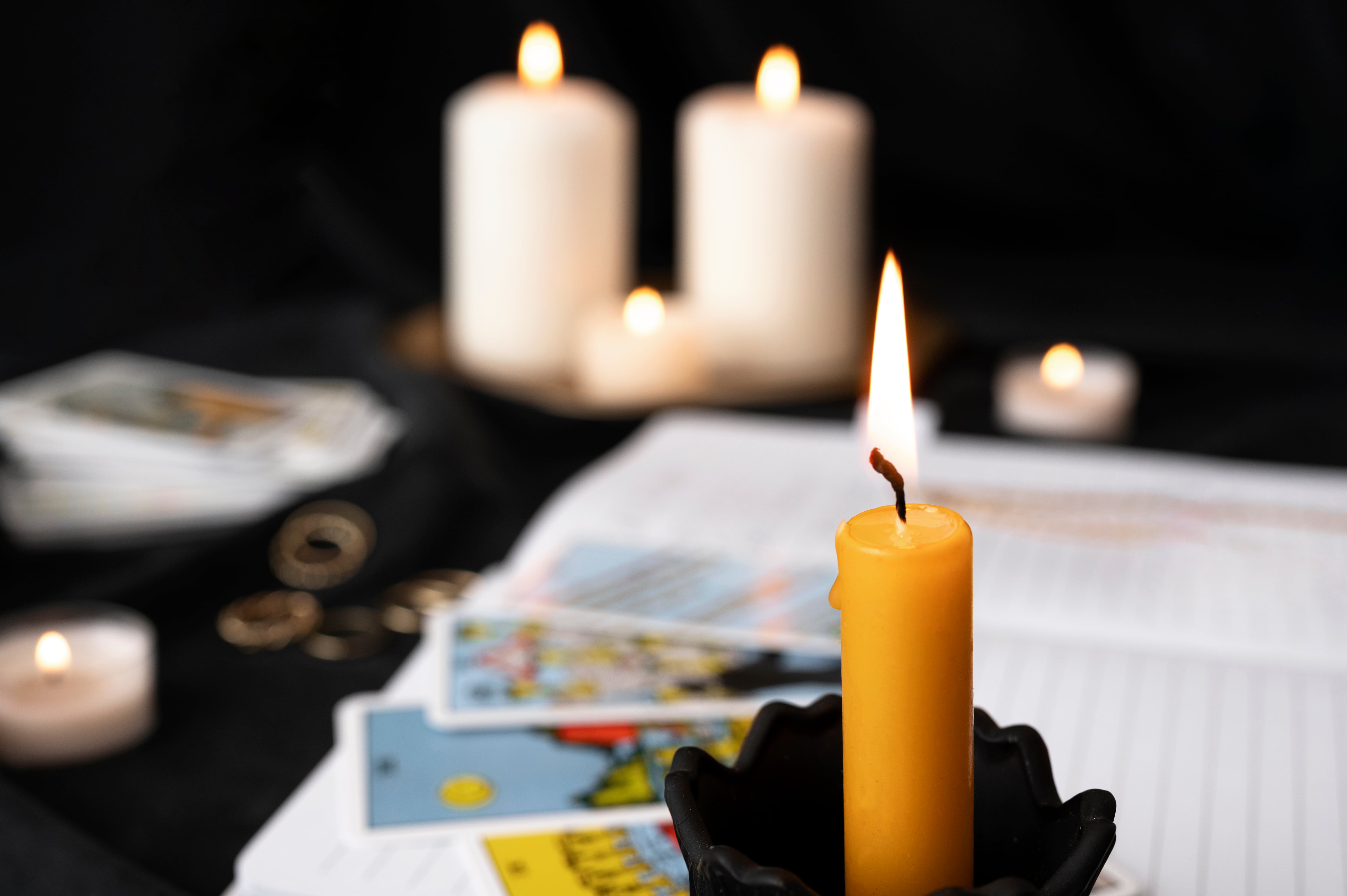 Ritual con vela de la Divina Providencia de Mhoni Vidente
