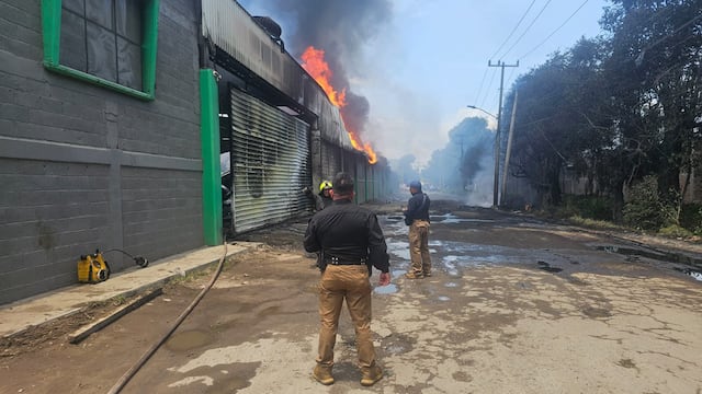 Se desata incendio en Cuautitlán Izcalli hoy 19 de junio 2024