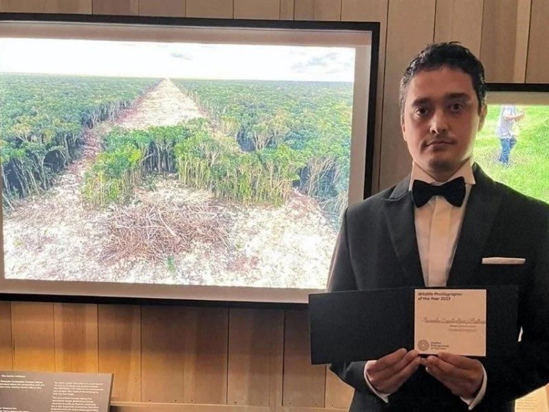 Fernando Constantino Martínez Belmar ganó premio por "Mexico’s tourism bulldozer", fotografía del Tren Maya