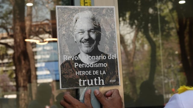 Protesta a favor de Julian Assange