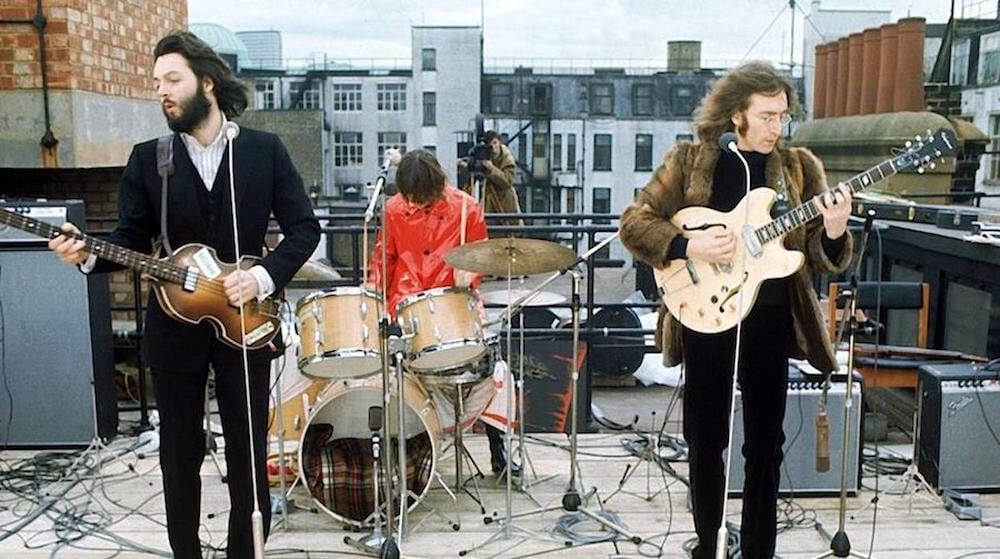 The Beatles en concierto desde la azotea del edificio de los Apple Corps, en Londres, en 1969