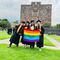 VIDEO: Estudiante de la UNAM denuncia discriminación por rechazo a su bandera LGBT durante foto de generación