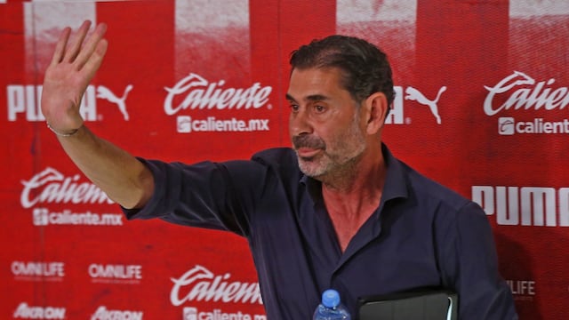 Fernando Hierro, en su paso por Chivas.