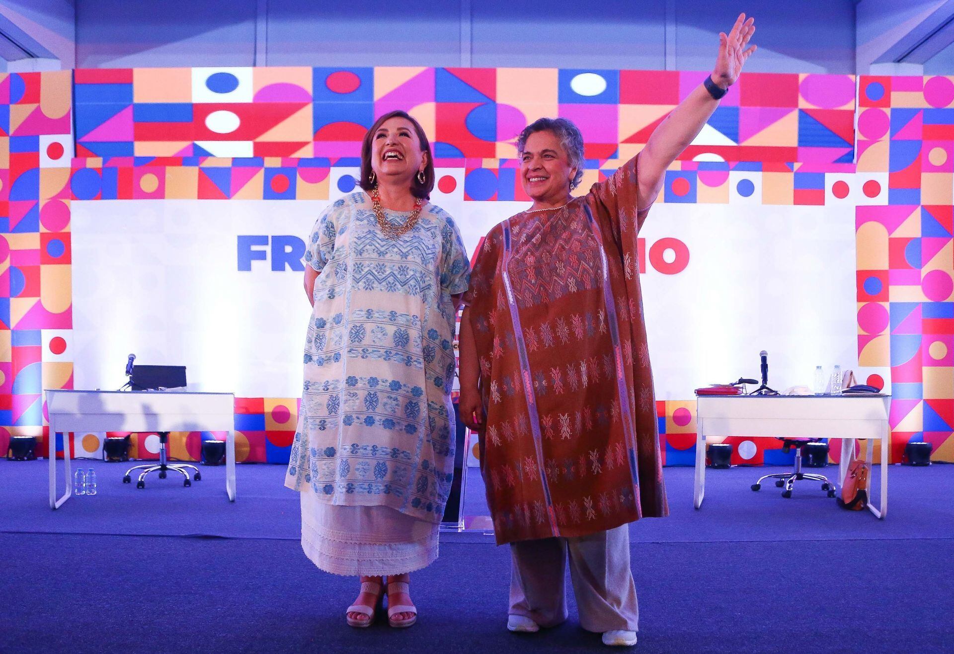 Xóchitl Gálvez y Beatriz Paredes, finalistas del Frente Amplio por México