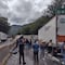 ¿Qué pasó en la autopista Puebla-Orizaba? Vuelca tráiler con carga de jabón en polvo; cierran circulación y buscan a responsables de rapiña