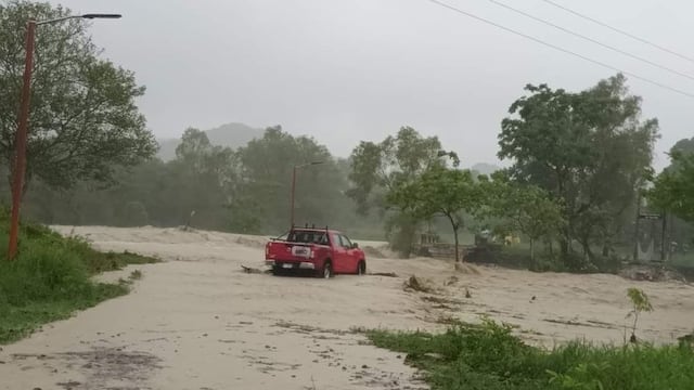 Tormenta tropical cHRIS tocó tierra en Veracruz