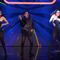VIDEO: Adal Ramones en medias y plumas lo dio todo en Juego de Voces 2024 para bailar Single Ladies
