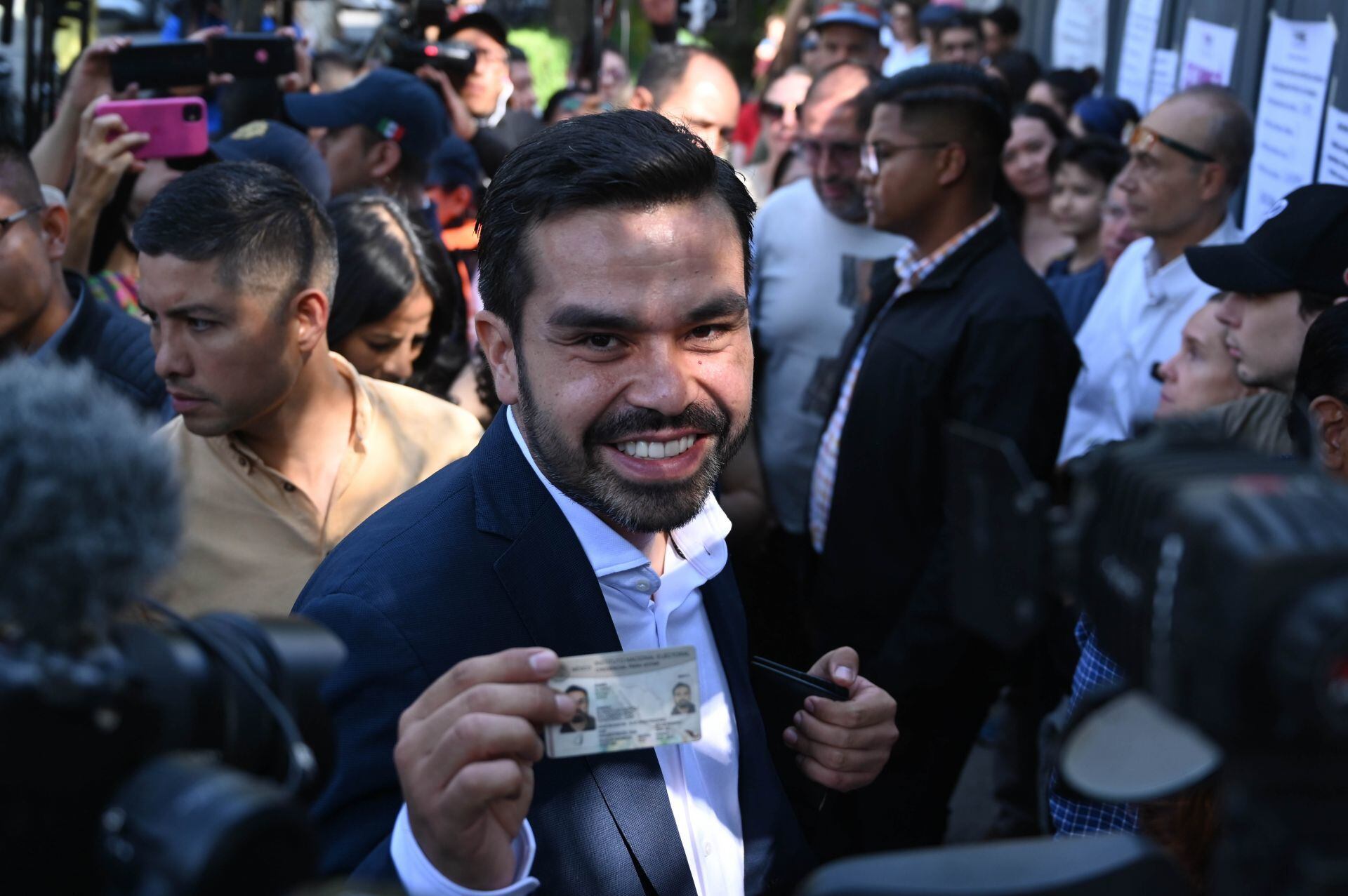 El candidato presidencial de Movimiento Ciudadano, Jorge Álvarez Máynez, ya votó
