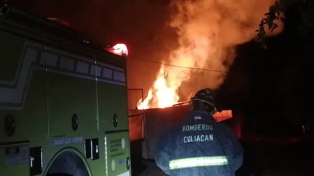 Incendio en negocio de tarimas de Culiacán