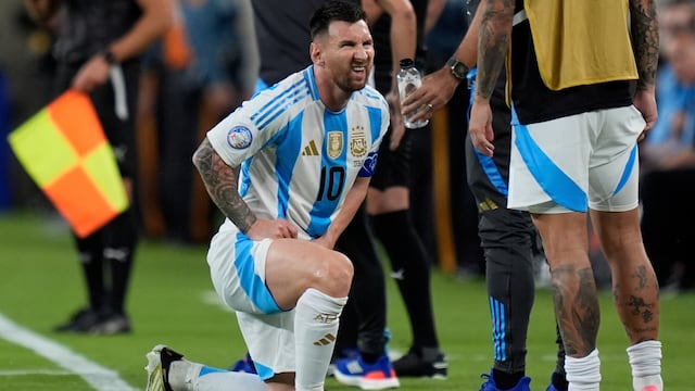 Lionel Messi se resintió de su lesión en el juego ante Chile