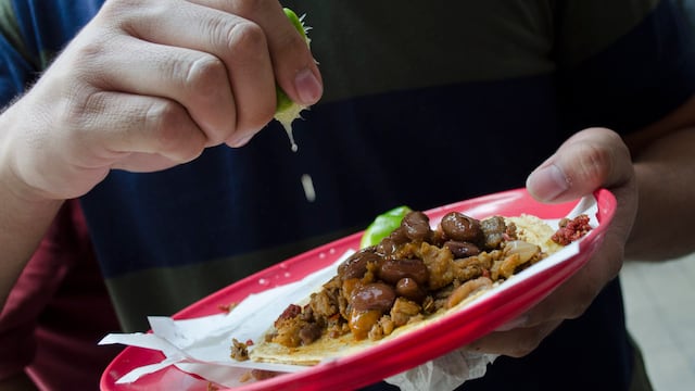 Tacos al pastor son mejores que la pizza napolitana, arroja encuesta mundial