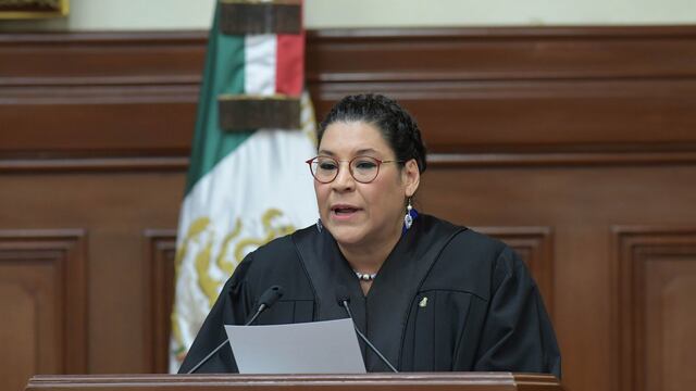 Lenia Batres causa polémica por mensaje sobre el nepotismo en el Poder Judicial