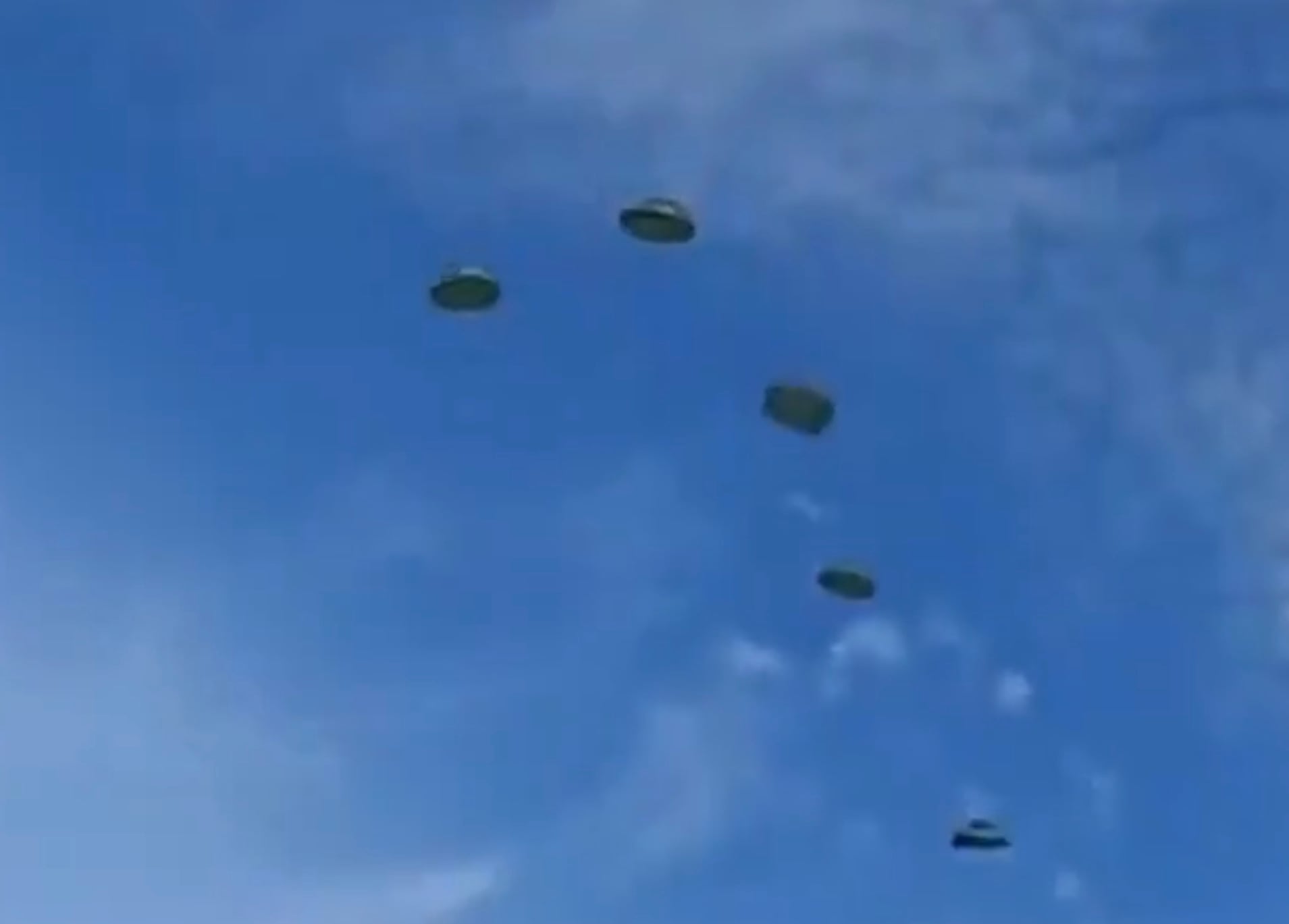 Muere cadete de la Escuela Naval porque no abrió su paracaídas