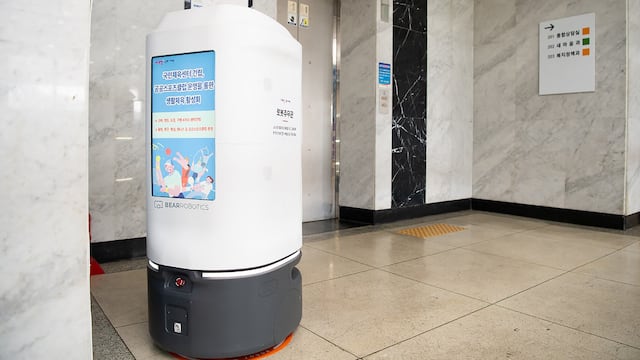 ¿Robot intentó matarse por trabajar muchas horas en Corea del Sur? Esto se sabe